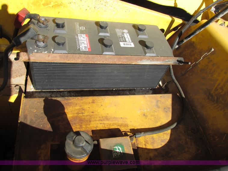 image for item F4015 2002 New Holland LM430 ATPTMC telehandler