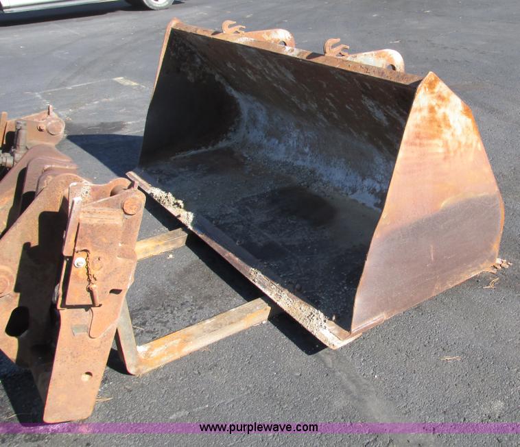 image for item F4015 2002 New Holland LM430 ATPTMC telehandler