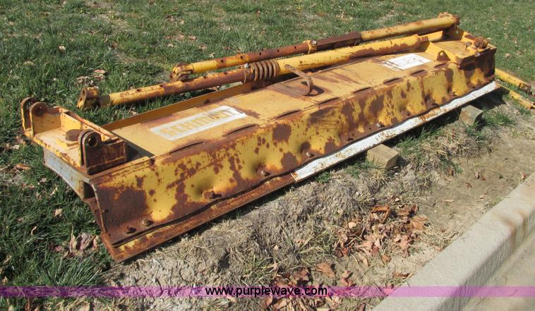 image for item F4016 1994 Champion 720A Series III articulated motor grader