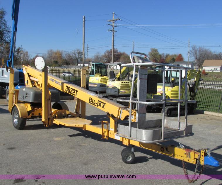 image for item F4029 2007 Bil-jax 3632T pull behind man lift