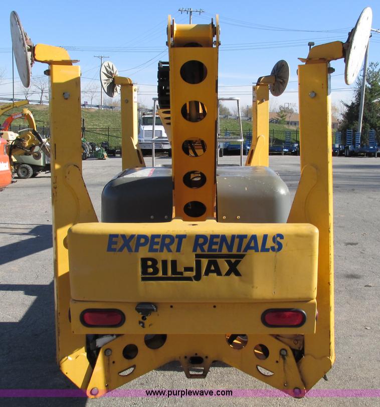 image for item F4029 2007 Bil-jax 3632T pull behind man lift