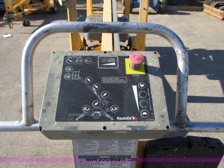 image for item F4029 2007 Bil-jax 3632T pull behind man lift