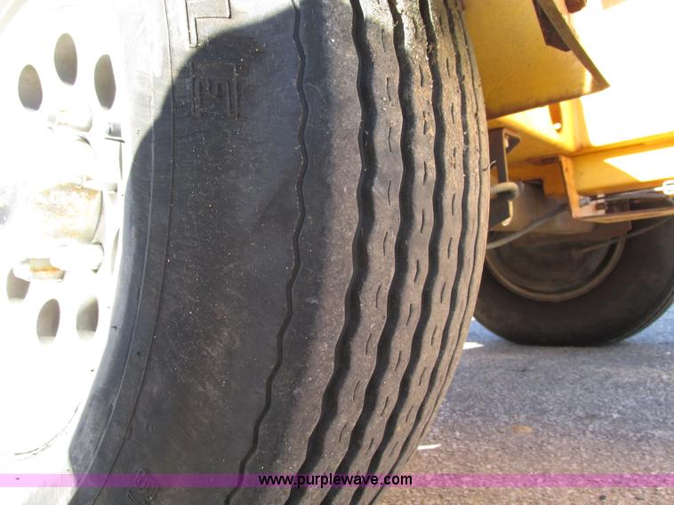 image for item F4029 2007 Bil-jax 3632T pull behind man lift