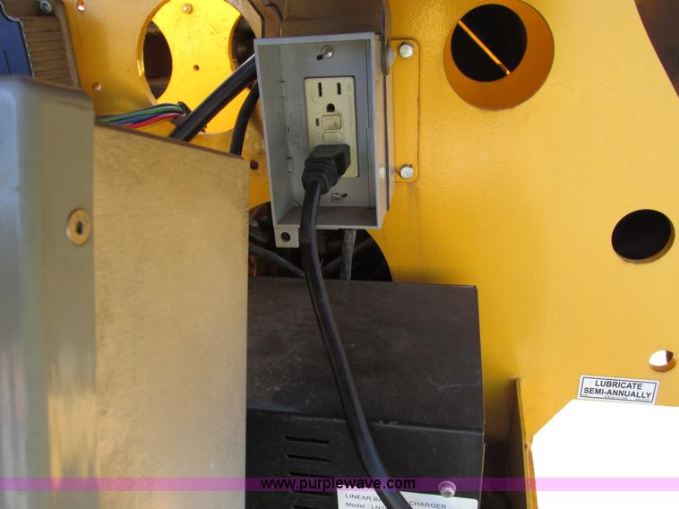 image for item F4029 2007 Bil-jax 3632T pull behind man lift