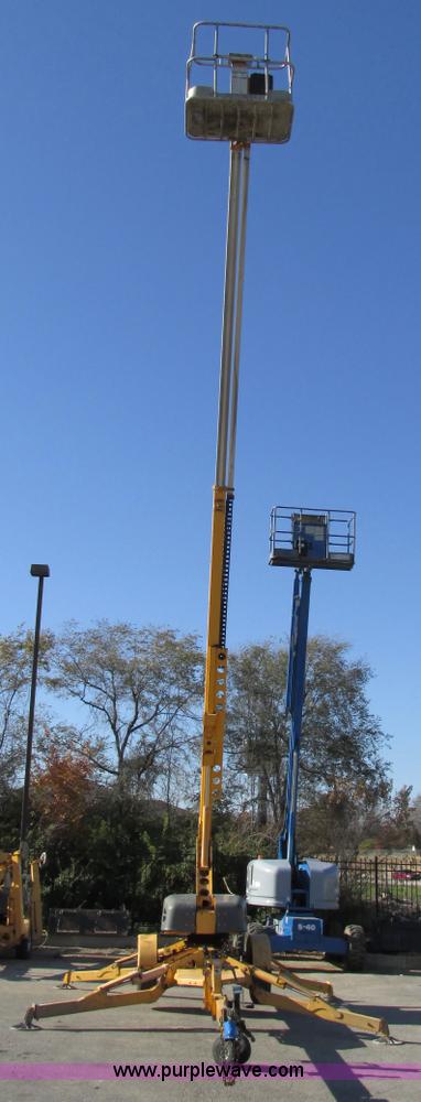 image for item F4029 2007 Bil-jax 3632T pull behind man lift