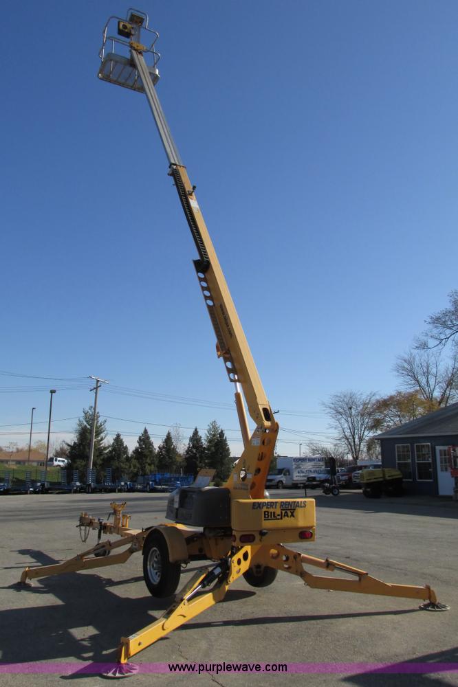 image for item F4029 2007 Bil-jax 3632T pull behind man lift
