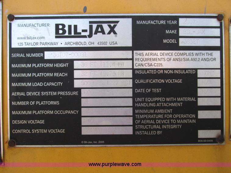 image for item F4029 2007 Bil-jax 3632T pull behind man lift