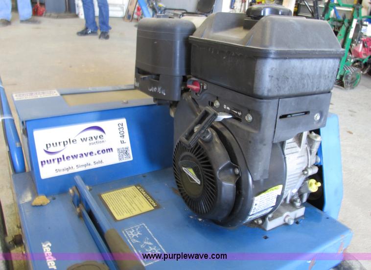 image for item F4032 Blue Bird 22" seeder