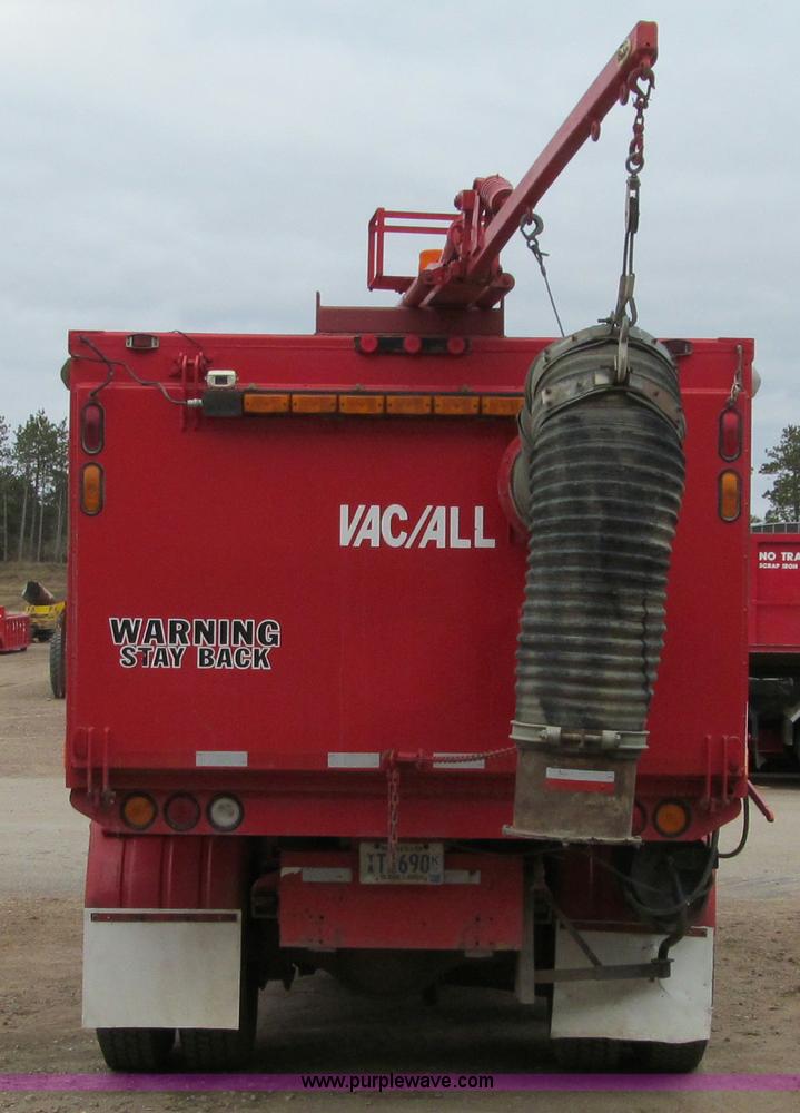 image for item F5552 2003 Sterling SC8000 sweeper/vacuum truck