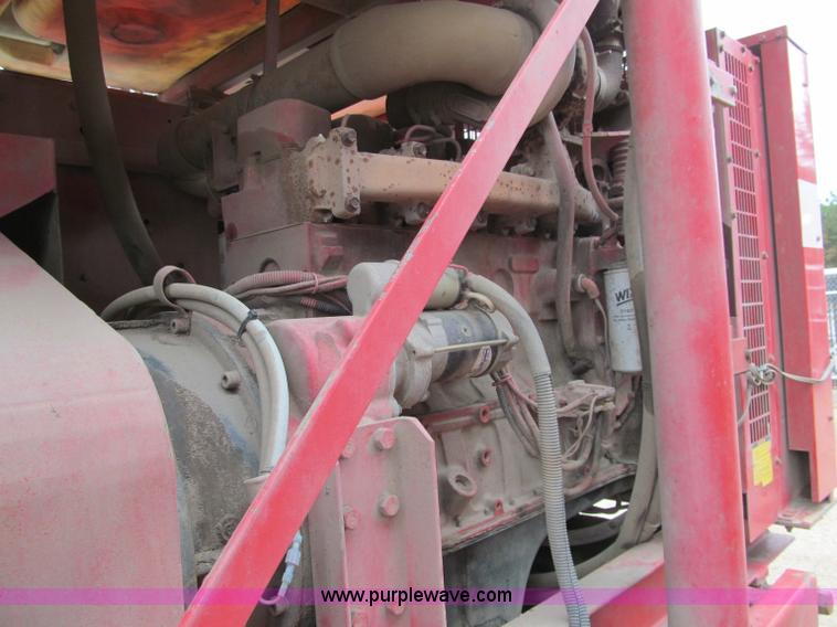 image for item F5552 2003 Sterling SC8000 sweeper/vacuum truck