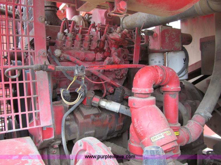 image for item F5552 2003 Sterling SC8000 sweeper/vacuum truck