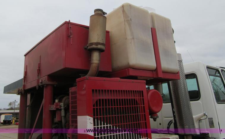 image for item F5552 2003 Sterling SC8000 sweeper/vacuum truck