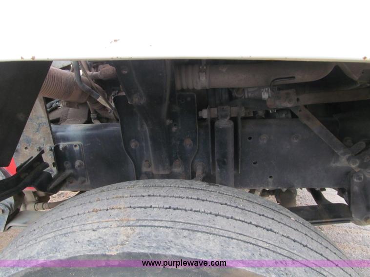 image for item F5552 2003 Sterling SC8000 sweeper/vacuum truck