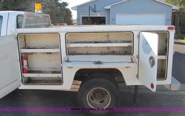 image for item F5555 2001 Ford F350 XL Super Duty service truck