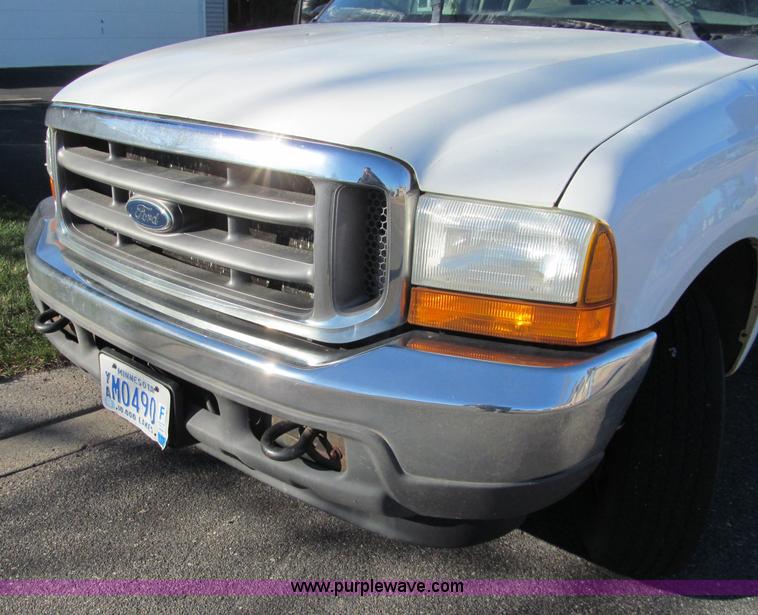 image for item F5555 2001 Ford F350 XL Super Duty service truck