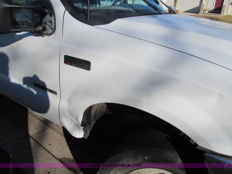 image for item F5555 2001 Ford F350 XL Super Duty service truck