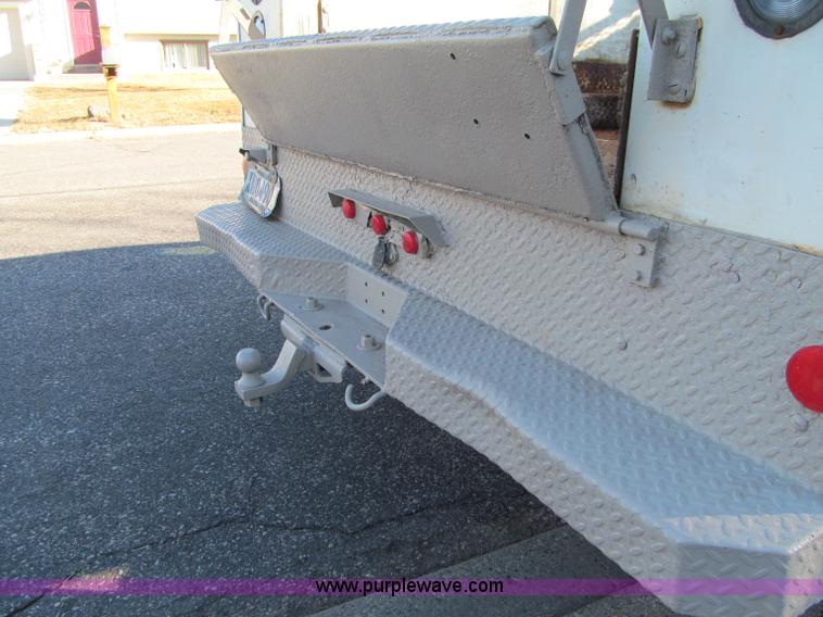 image for item F5555 2001 Ford F350 XL Super Duty service truck