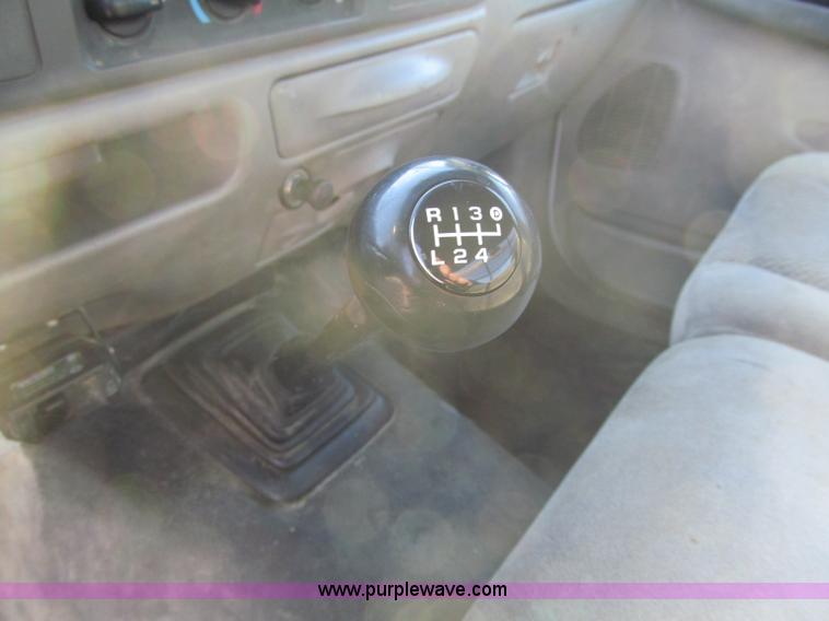 image for item F5555 2001 Ford F350 XL Super Duty service truck