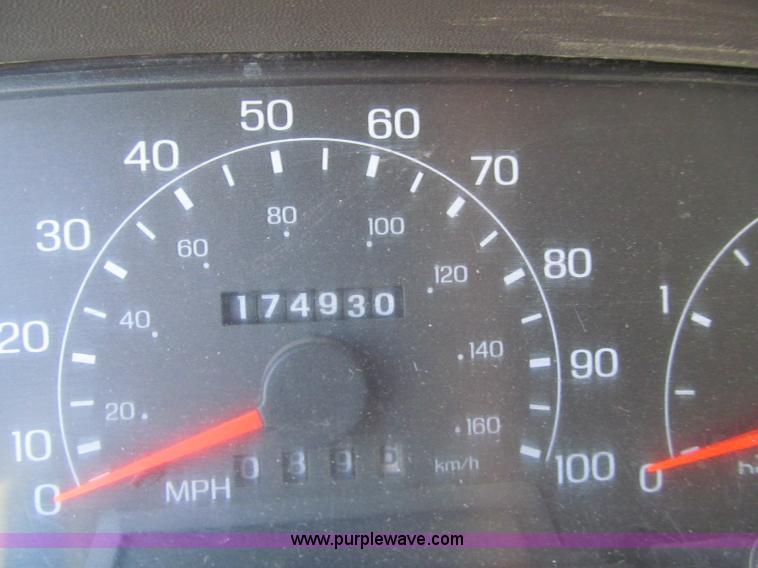 image for item F5555 2001 Ford F350 XL Super Duty service truck