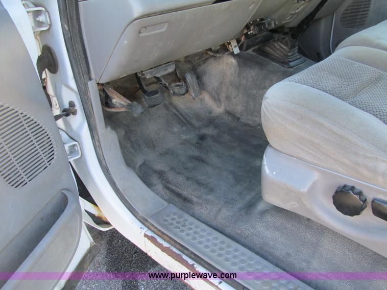 image for item F5555 2001 Ford F350 XL Super Duty service truck