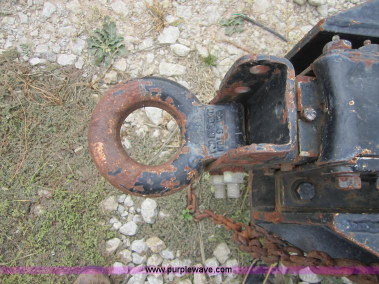 image for item F6538 1995 Caterpillar 125 kW generator