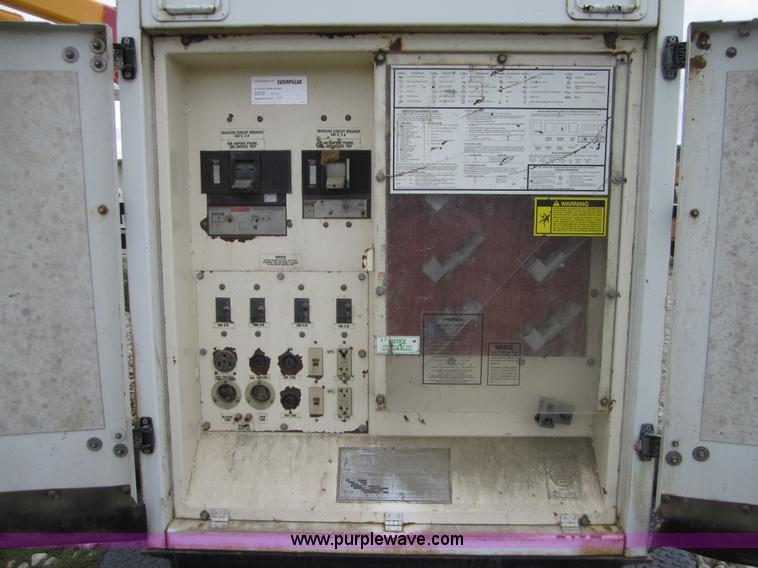 image for item F6538 1995 Caterpillar 125 kW generator