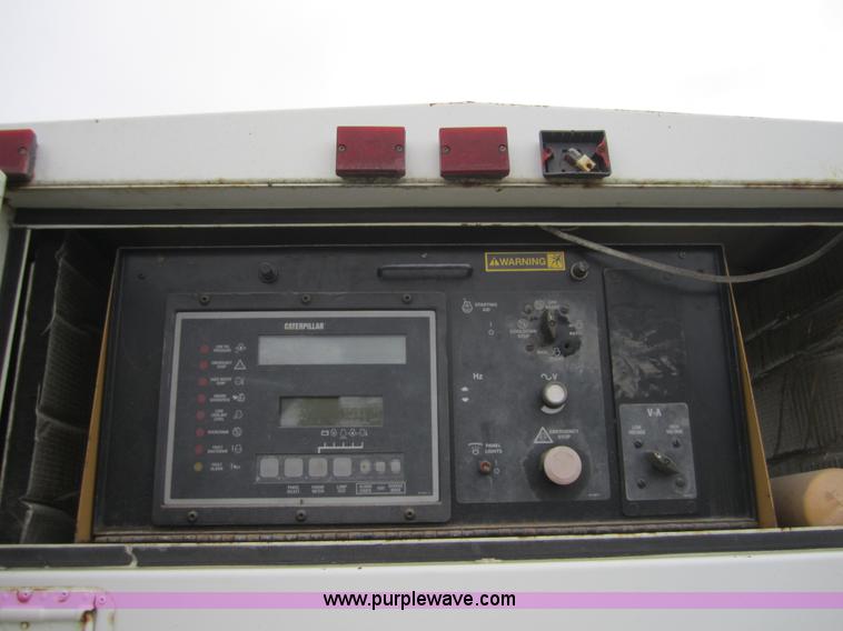 image for item F6538 1995 Caterpillar 125 kW generator