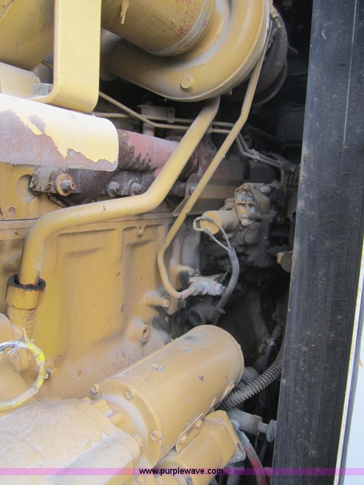 image for item F6538 1995 Caterpillar 125 kW generator