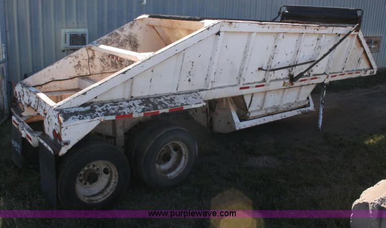 image for item G5541 1982 Fruehauf belly dump trailer