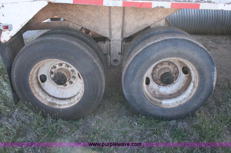 image for item G5541 1982 Fruehauf belly dump trailer