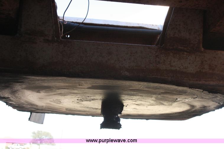 image for item G5541 1982 Fruehauf belly dump trailer