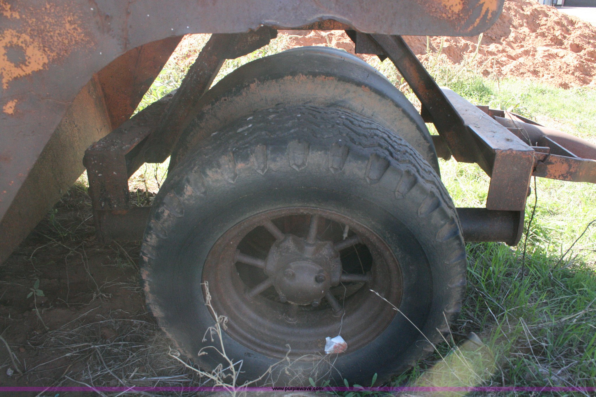 Browning Mfg. Co. B9 packer in Vernon, TX Item G5540 sold Purple Wave