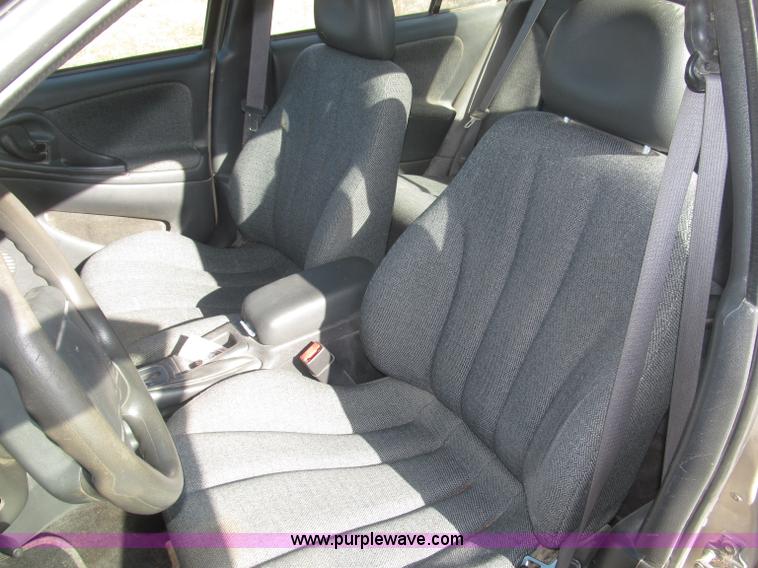 image for item B5276 2002 Chevrolet Cavalier