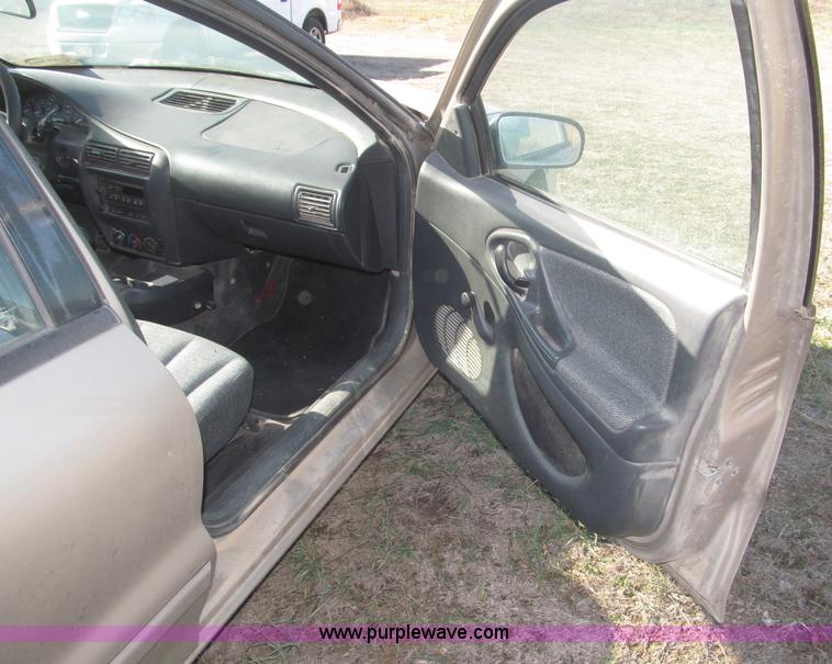 image for item B5276 2002 Chevrolet Cavalier