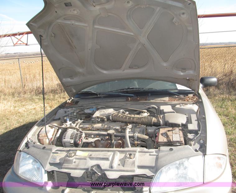 image for item B5276 2002 Chevrolet Cavalier