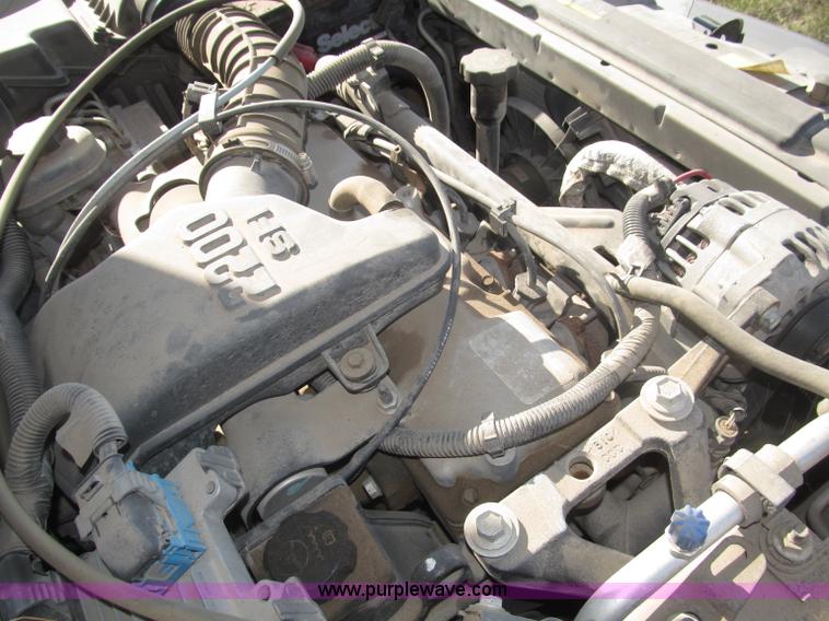 image for item B5276 2002 Chevrolet Cavalier