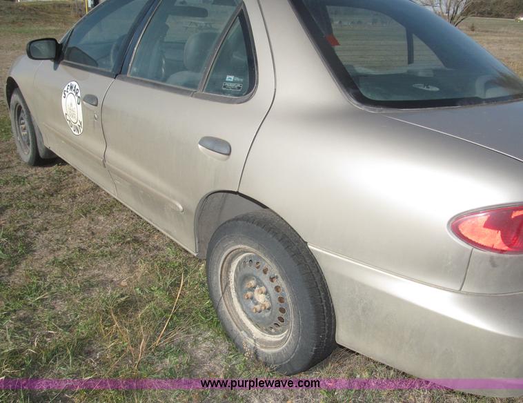 image for item B5276 2002 Chevrolet Cavalier