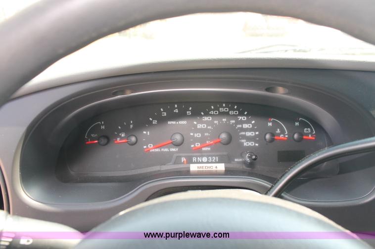 image for item C2711 2006 Ford Medtec E450 ambulance