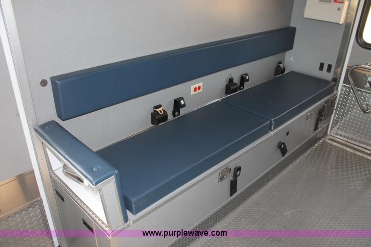 image for item C2711 2006 Ford Medtec E450 ambulance