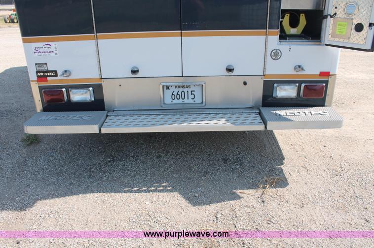 image for item C2711 2006 Ford Medtec E450 ambulance