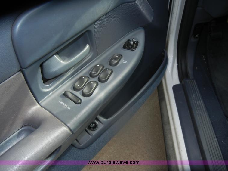 image for item D4642 2000 Ford Crown Victoria Police Interceptor