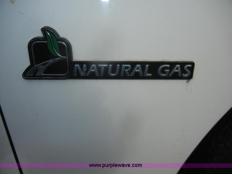 image for item D4642 2000 Ford Crown Victoria Police Interceptor