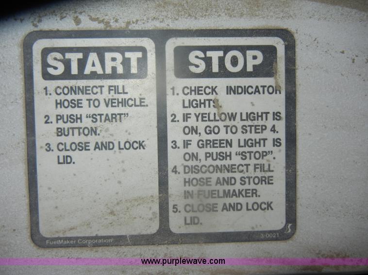 image for item D4642 2000 Ford Crown Victoria Police Interceptor