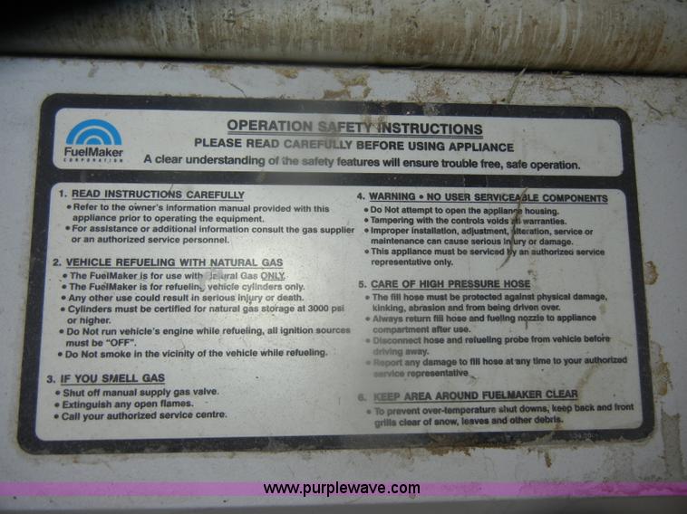 image for item D4642 2000 Ford Crown Victoria Police Interceptor