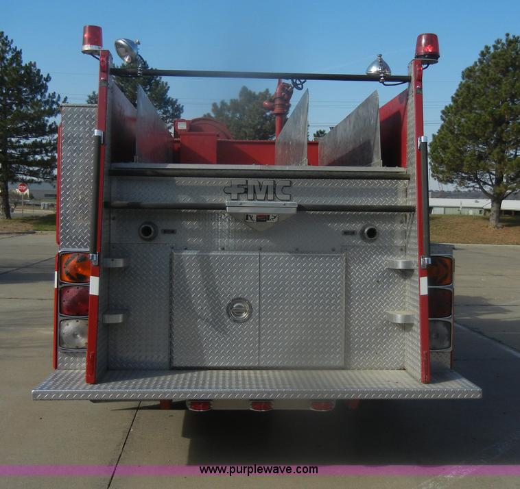image for item D4643 1987 Ford 8000 fire truck