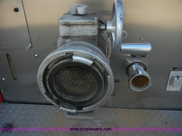 image for item D4643 1987 Ford 8000 fire truck