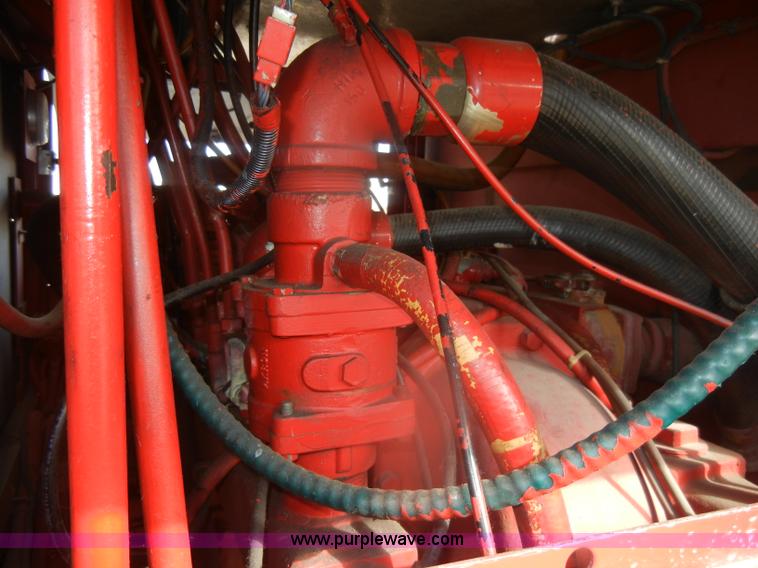 image for item D4643 1987 Ford 8000 fire truck