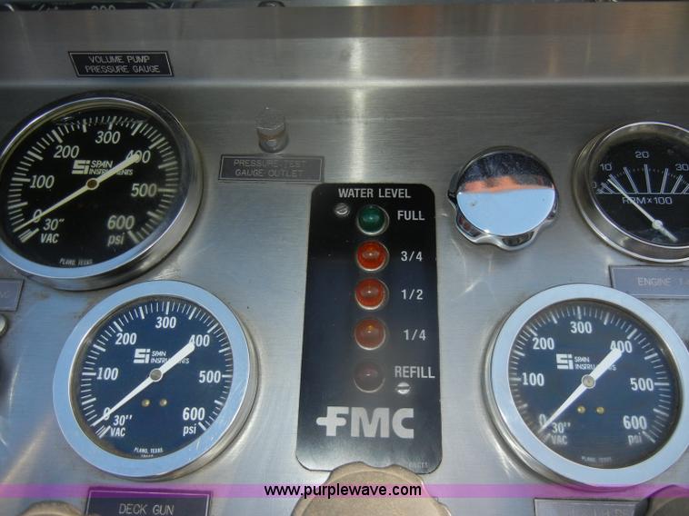 image for item D4643 1987 Ford 8000 fire truck