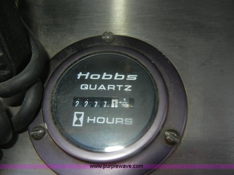 image for item D4643 1987 Ford 8000 fire truck