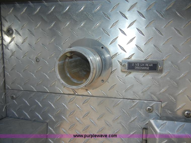 image for item D4643 1987 Ford 8000 fire truck